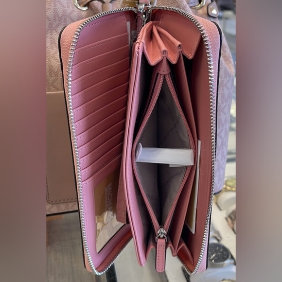 NWT Michael Kors Large Jet Set Continental Wallet - Picture 6 of 8